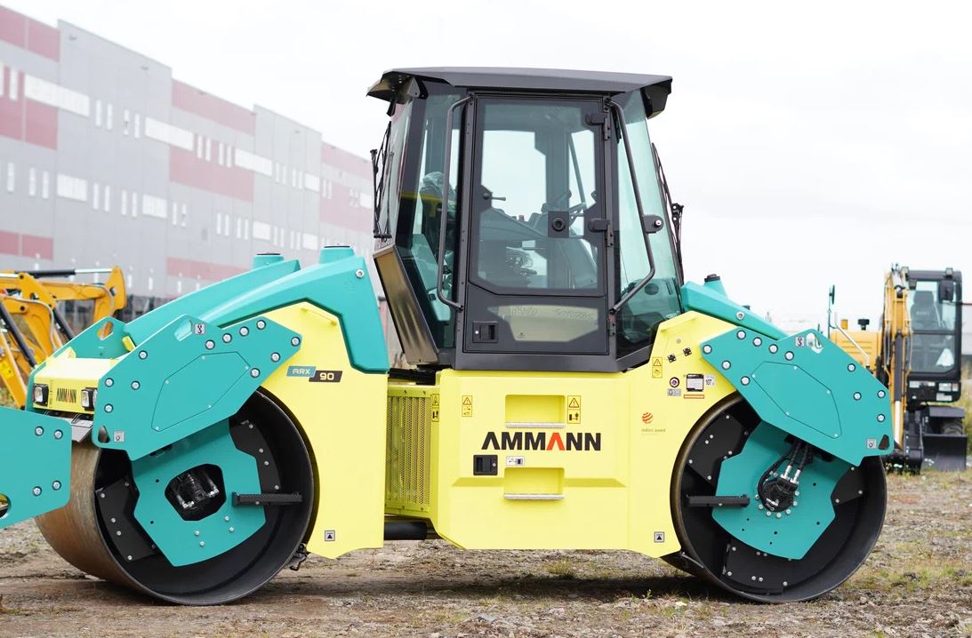 Артикул Ammann_013 (К) Каток Ammann ARX 90 Стекло нижнее правая дверь (закаленное)